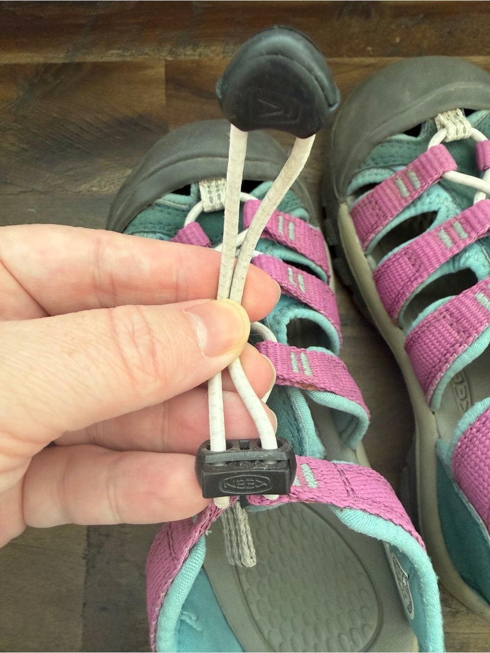 Keen Waterproof Newport H2 Kids Sandals Size 11 Aqua Giggle Pink Bungee Lace - Picture 3 of 5